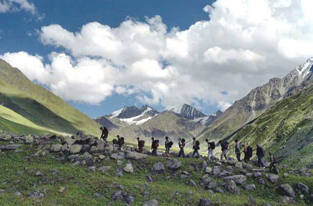 Trekking in himachal